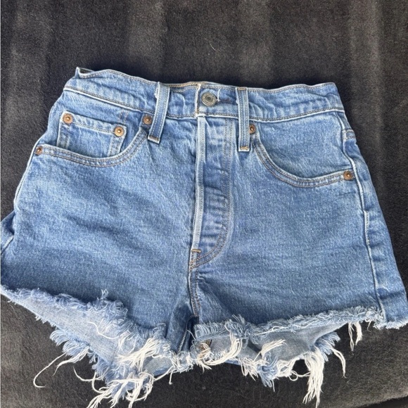 Levi’s 501 Women’s Denim Cutoff Shorts W24 Button Fly High Rise Frayed Hem - Picture 3 of 4